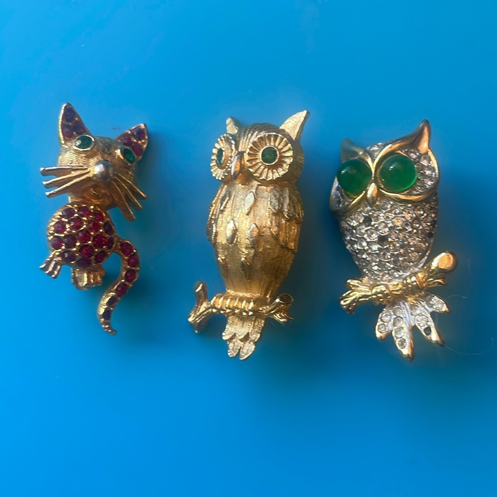 3 vintage pieces
